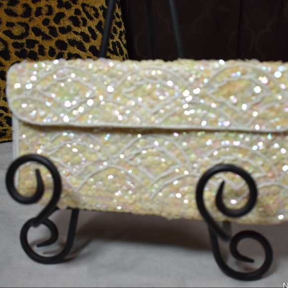 VTG Sequined Clutch - Picture 2 of 5